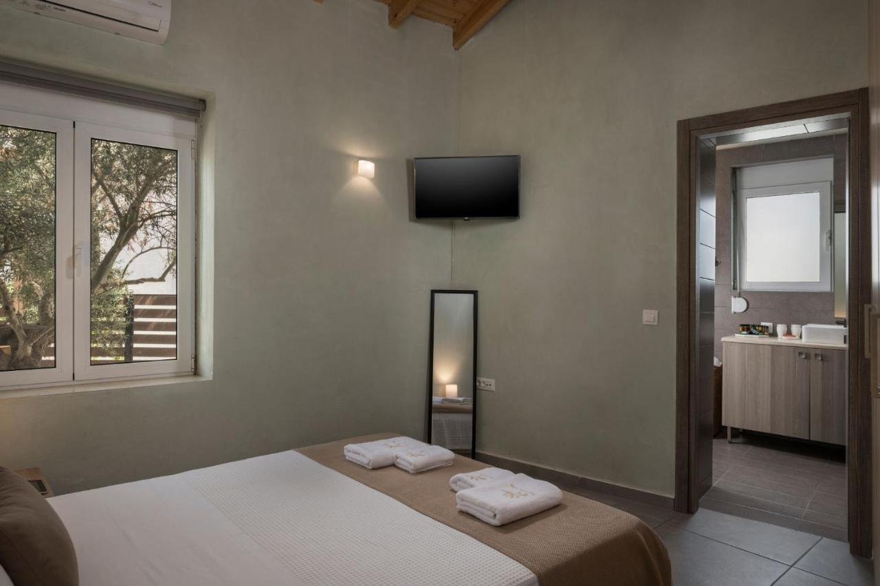 Villa Roxanne Galatas  Exterior photo